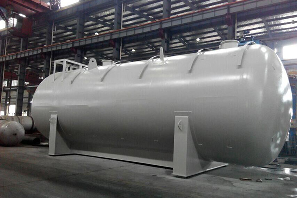 Horizontal carbon steel storage tank